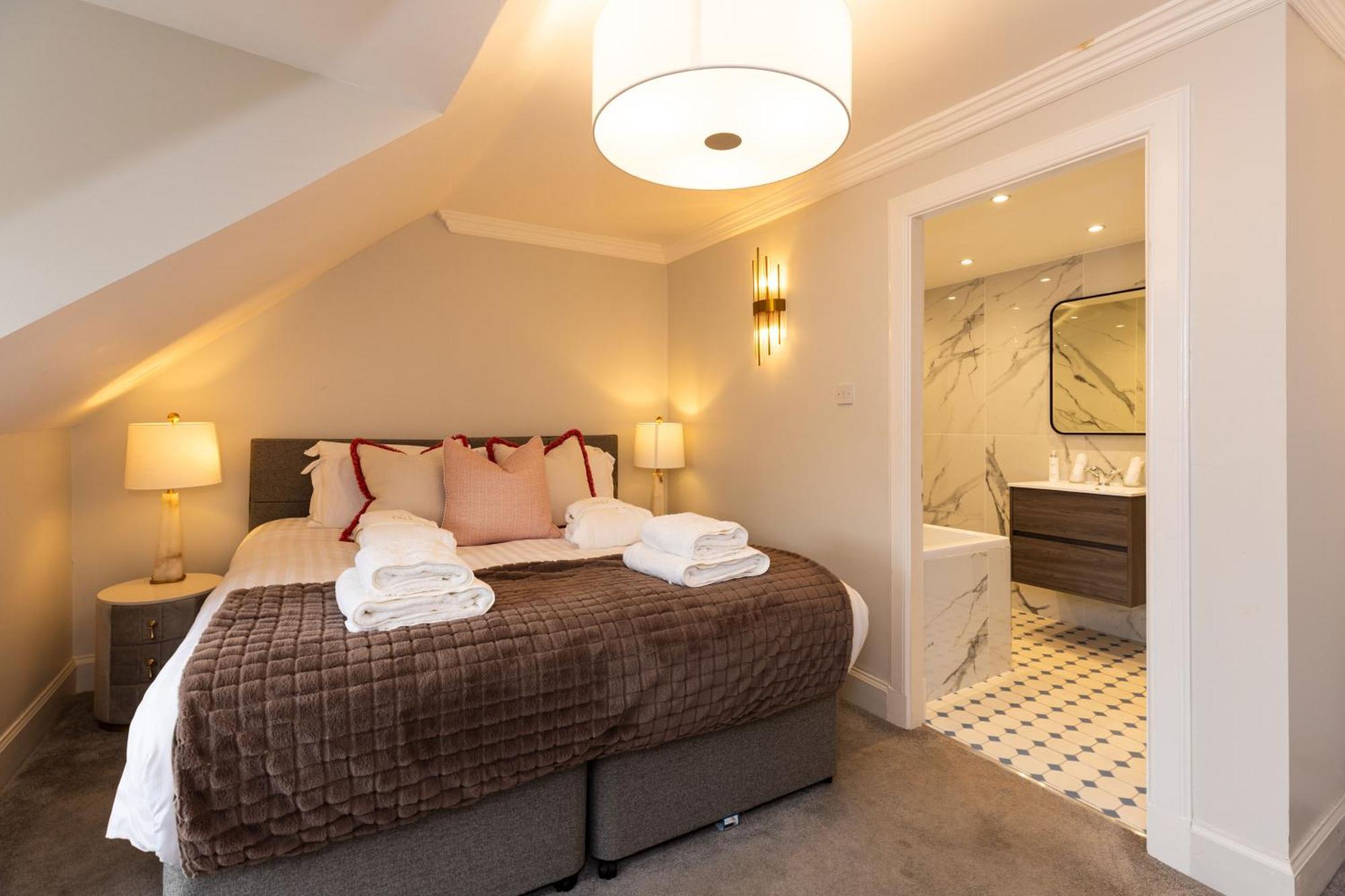 Righ Properties - Luxurious City Centre Three Bedroom Apartment EDI Exteriér fotografie